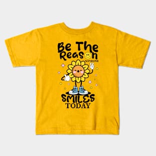 Be The Reason Someone Smiles Today Women Sunflower Funny Peace Kids T-Shirt